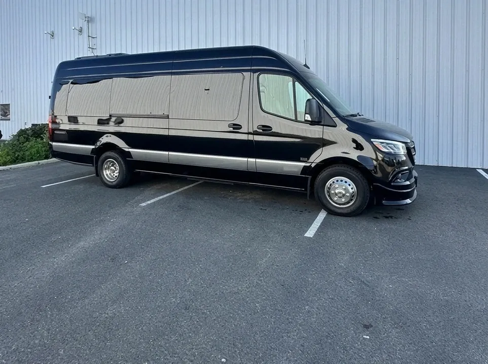 13 Mercedes-Benz Sprinter Executive Shuttle for minibus rental 13 Mercedes-Benz Sprinter Executive Shuttle for minibus rental