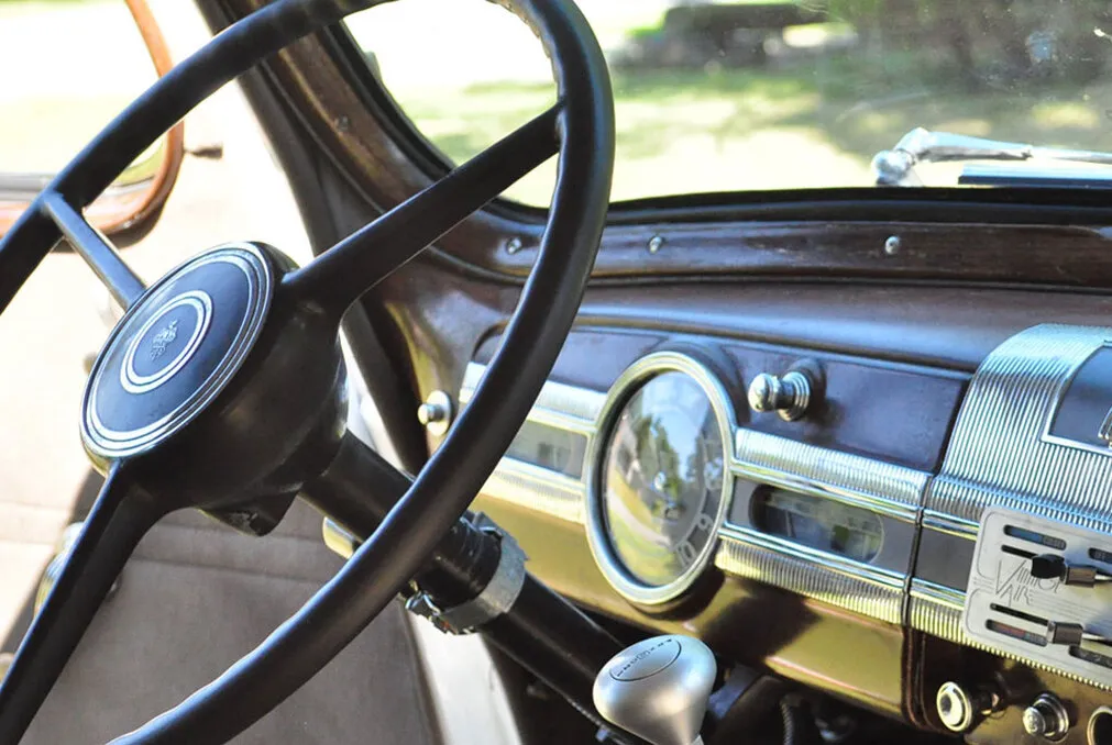1939 Packard, photo 4 for wedding car rental in Gipsy, PA