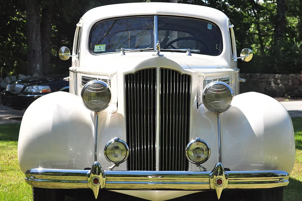 1939 Packard, photo 5 for wedding car rental in Gipsy, PA