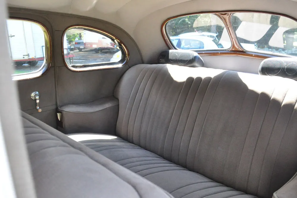1939 Packard, photo 6 for wedding car rental in Gipsy, PA