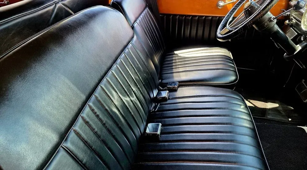 White 1946 Cadillac Airport Limousine, photo 3 for limo rental in Mohave County, AZ