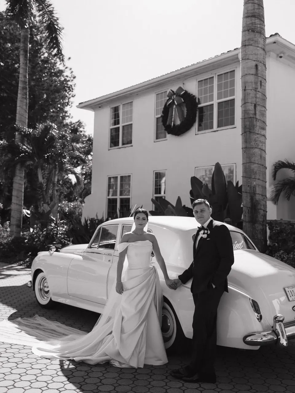 White 1960 Rolls Royce Silver Cloud exterior, photo 6 for classic car rental in Tallahassee, FL
