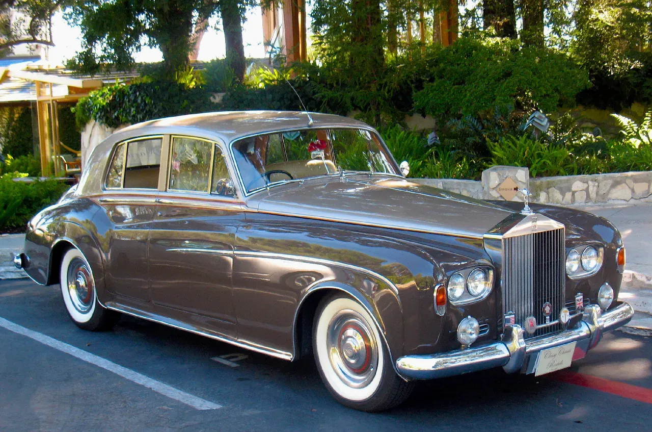 Gray 1963 Rolls Royce Silver Cloud III