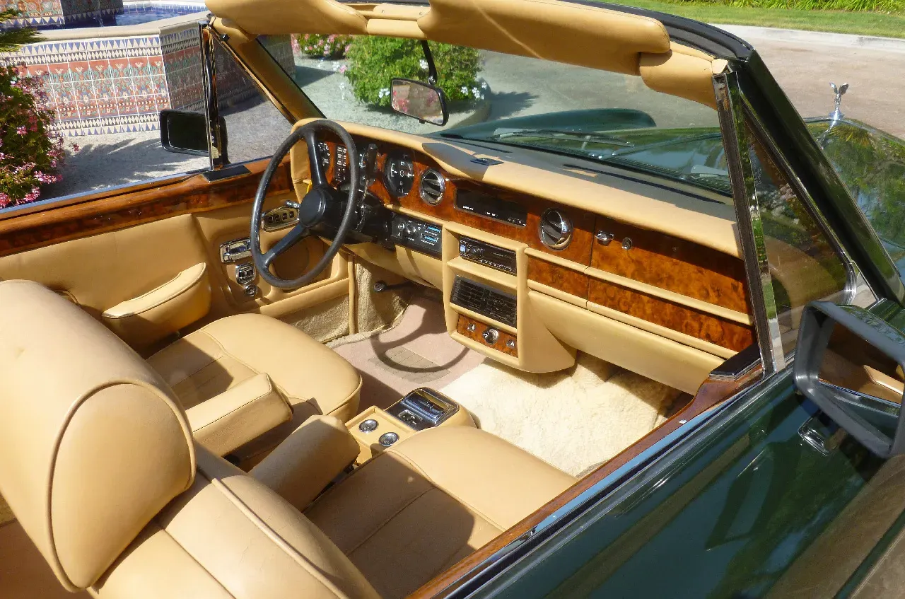 1983 Rolls Royce Corniche Convertible interior with convertible roof for Rolls-Royce car rental in California