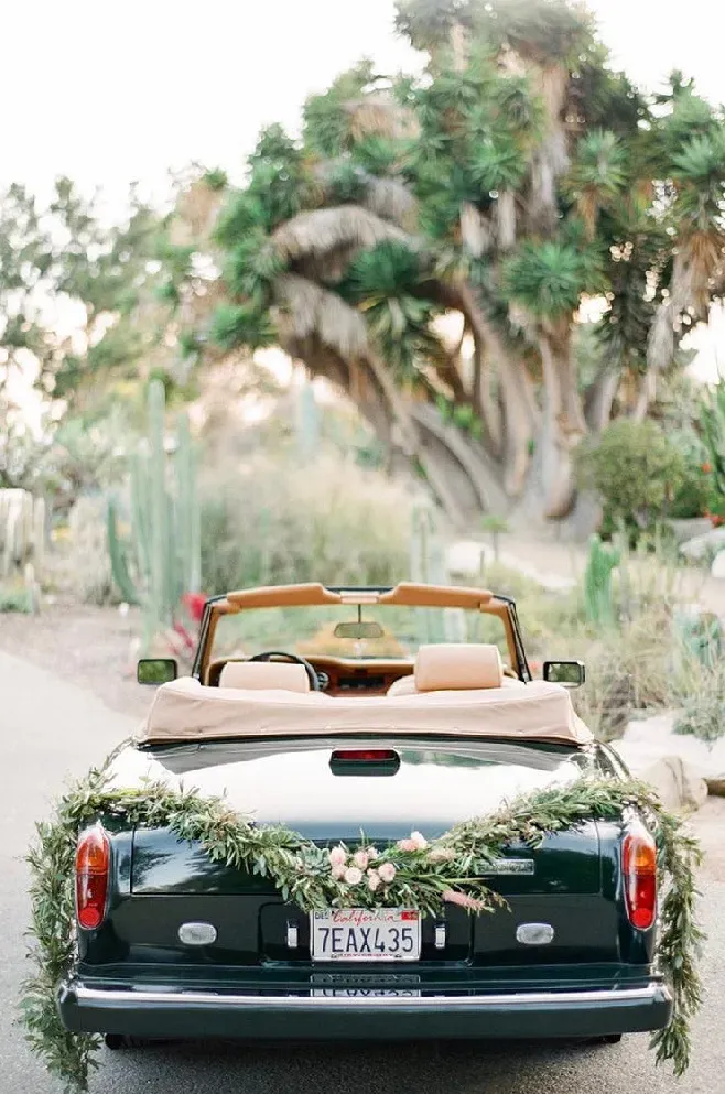 Green 1983 Rolls Royce Corniche Convertible exterior with convertible roof, photo 6 for Rolls-Royce car rental in California