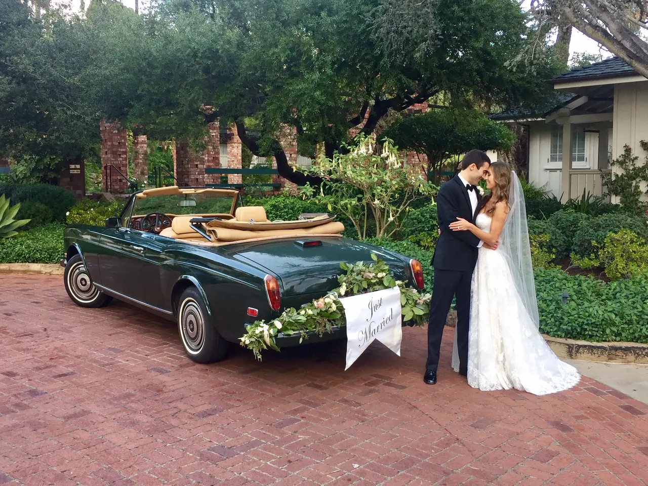 Green 1983 Rolls Royce Corniche Convertible exterior with convertible roof, photo 4 for wedding car rental