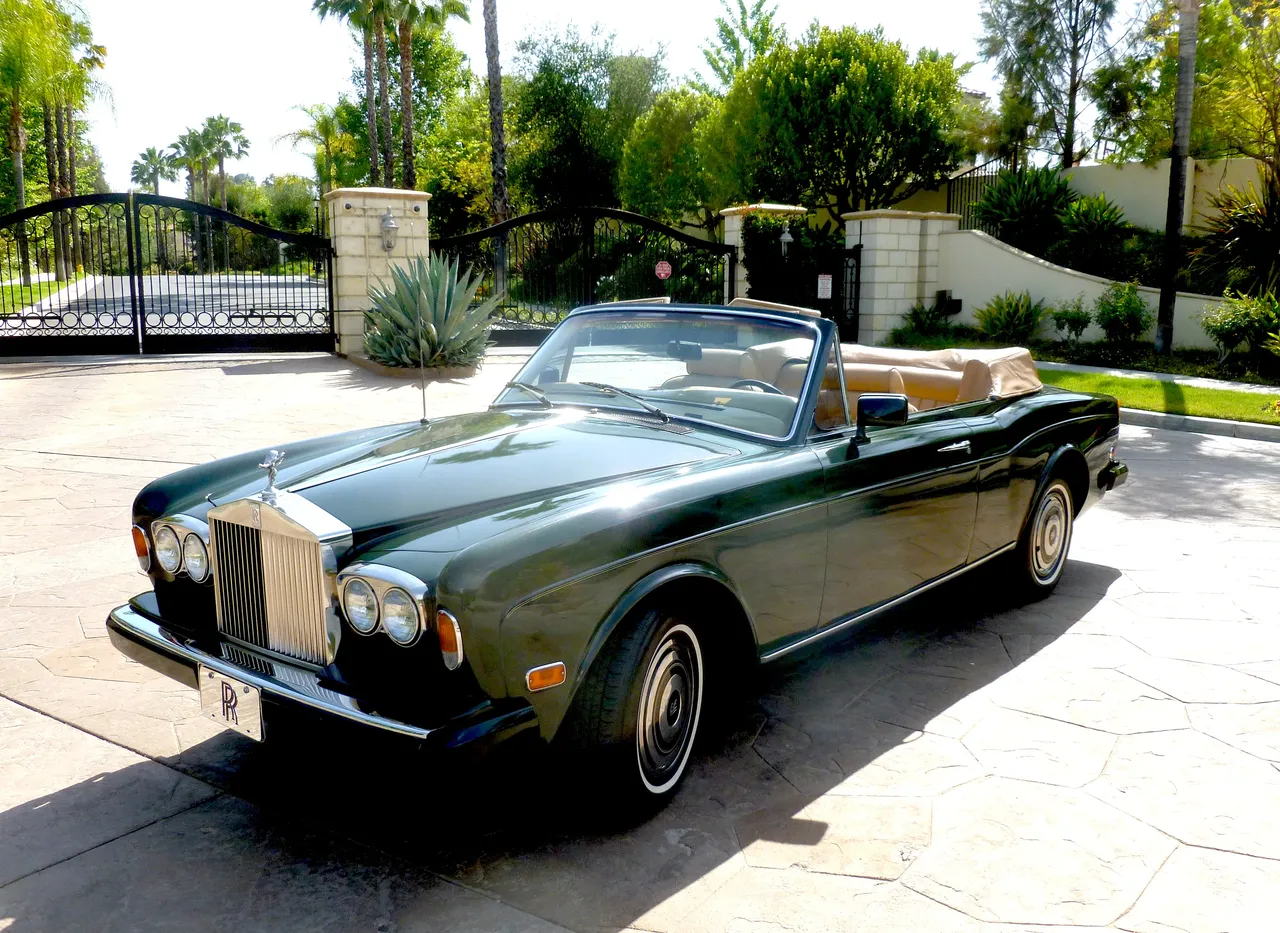 Green 1983 Rolls Royce Corniche Convertible