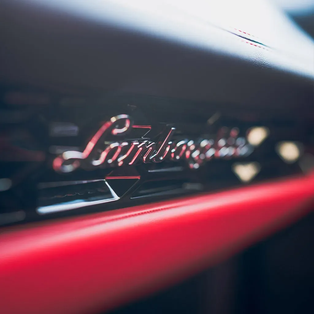 Red 2022 Lamborghini Huracan EVO Rosso Mars, photo 11 for exotic car rental in Rockville, MD