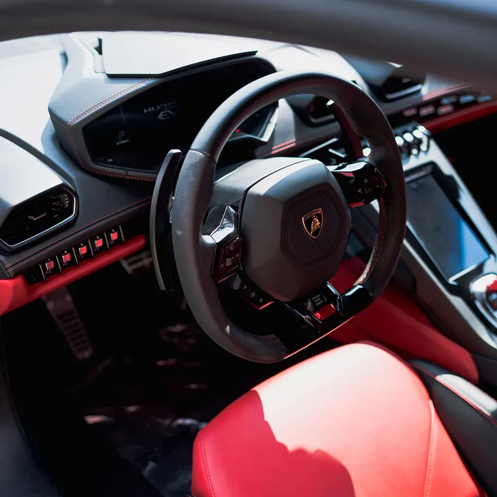 Red 2022 Lamborghini Huracan EVO Rosso Mars, photo 2 for exotic car rental in Forsyth County, GA