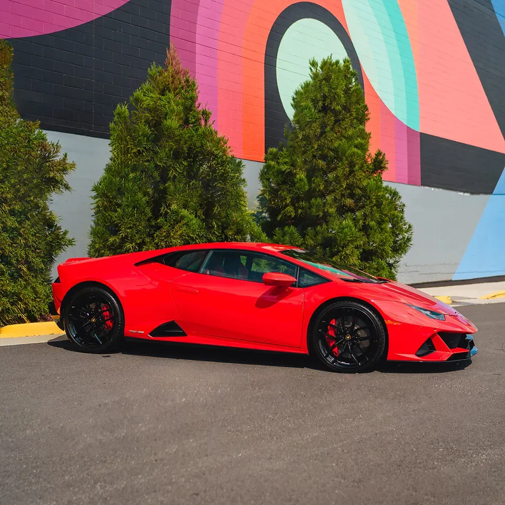 Red 2022 Lamborghini Huracan EVO Rosso Mars, photo 5 for exotic car rental in Forsyth County, GA