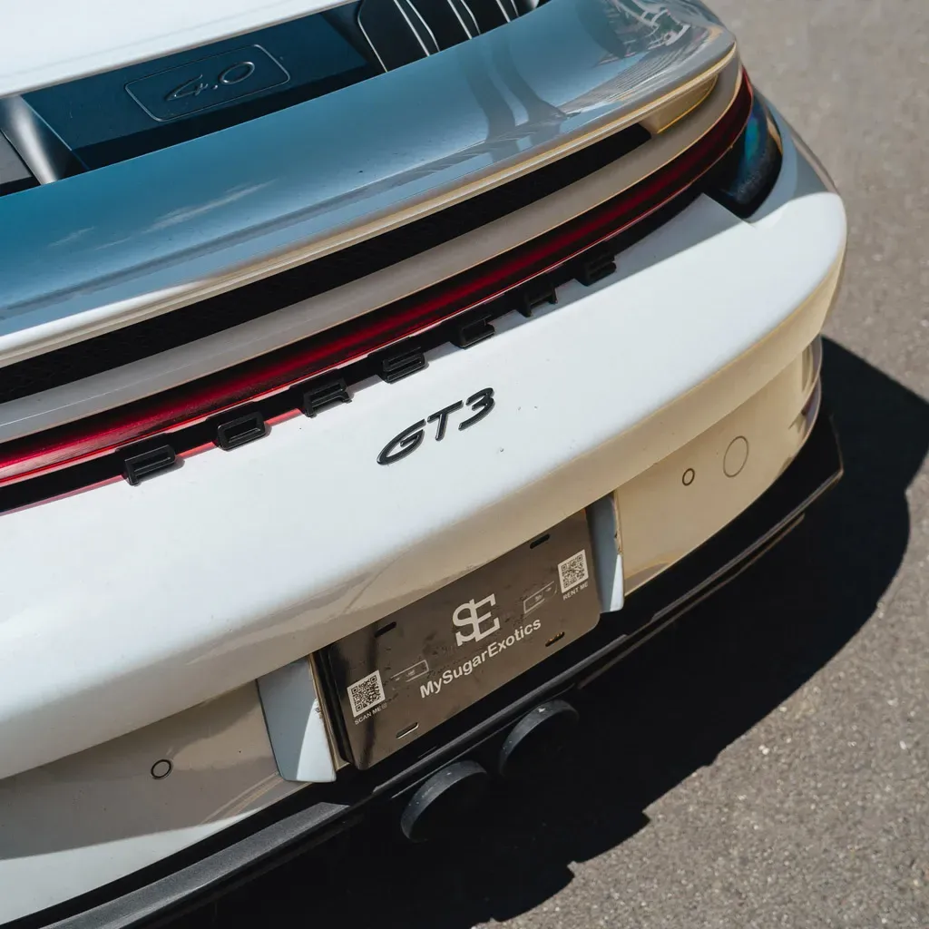 Gray 2022 Porsche 911 GT3, photo 3 for sports car rental Gray 2022 Porsche 911 GT3, photo 3 for sports car rental
