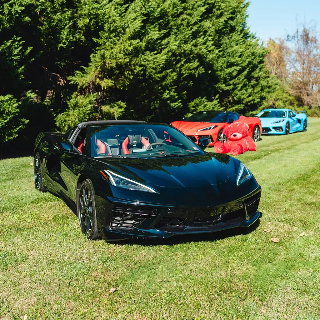 Black 2023 Corvette C8 2LT Convertible, photo 4 for sports car rental