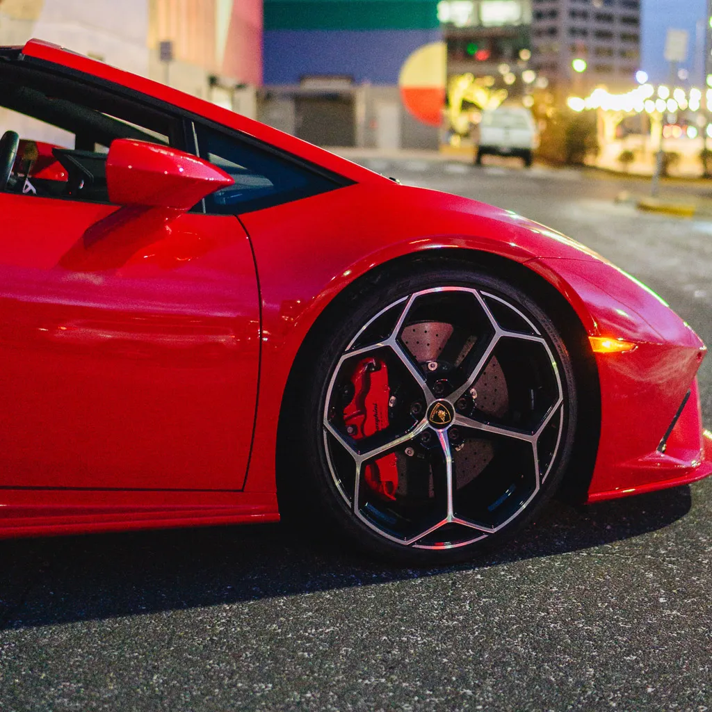 Red 2023 Lamborghini Huracan EVO SPYDER Fully Loaded, photo 3 for exotic car rental