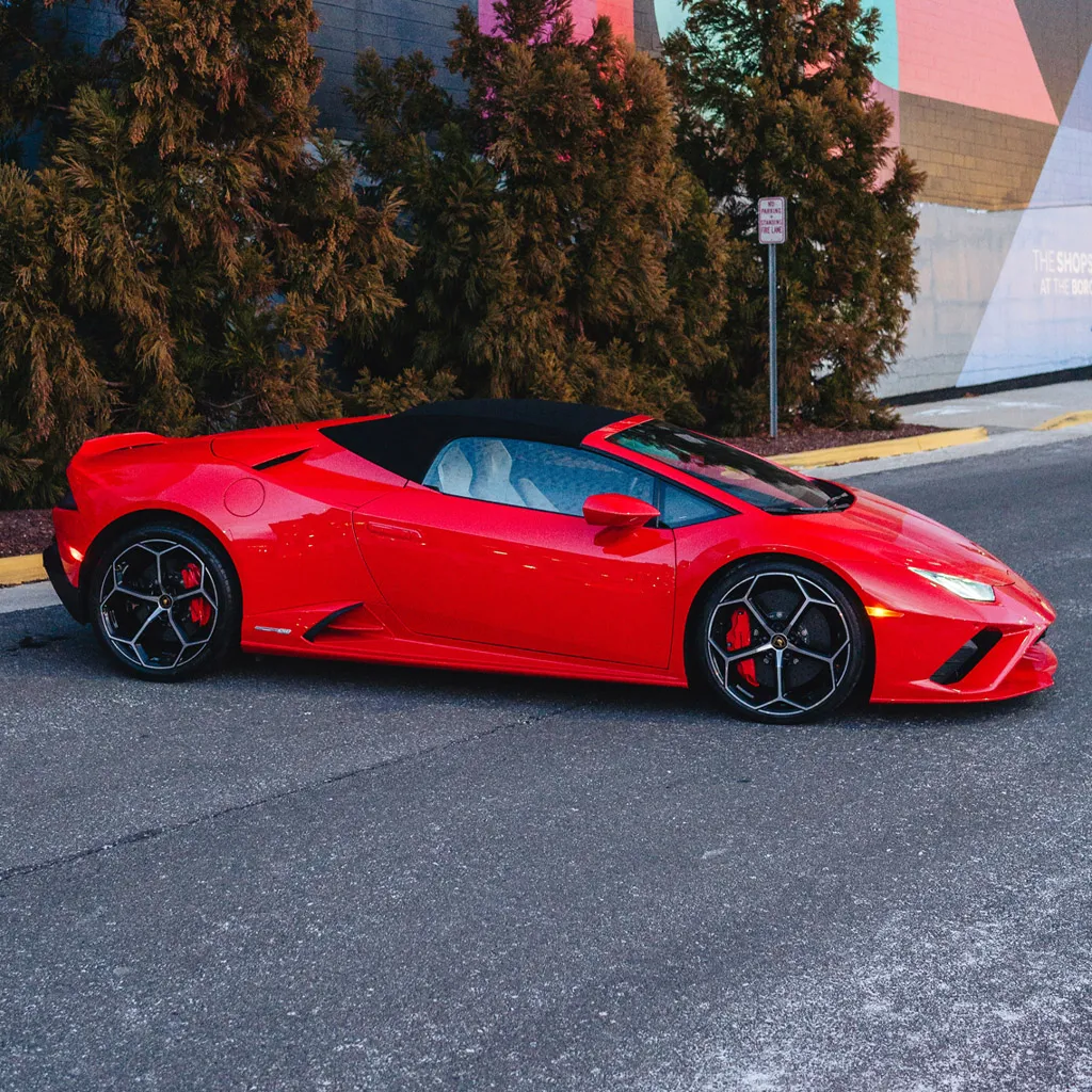 Red 2023 Lamborghini Huracan EVO SPYDER Fully Loaded, photo 5 for exotic car rental