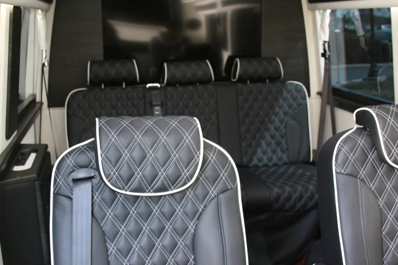 Black 2024 Mercedes-Benz SPrinter, photo 7 for mercedes V-Class rental in North Jackson, OH