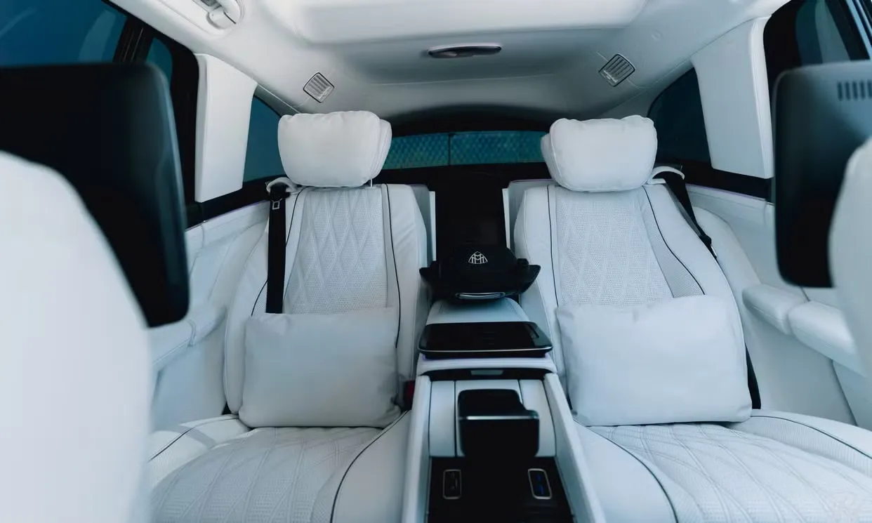 2025 Maybach GLS 600 - Mercedes Benz, photo 5 for airport transfers in Dolan Springs, AZ