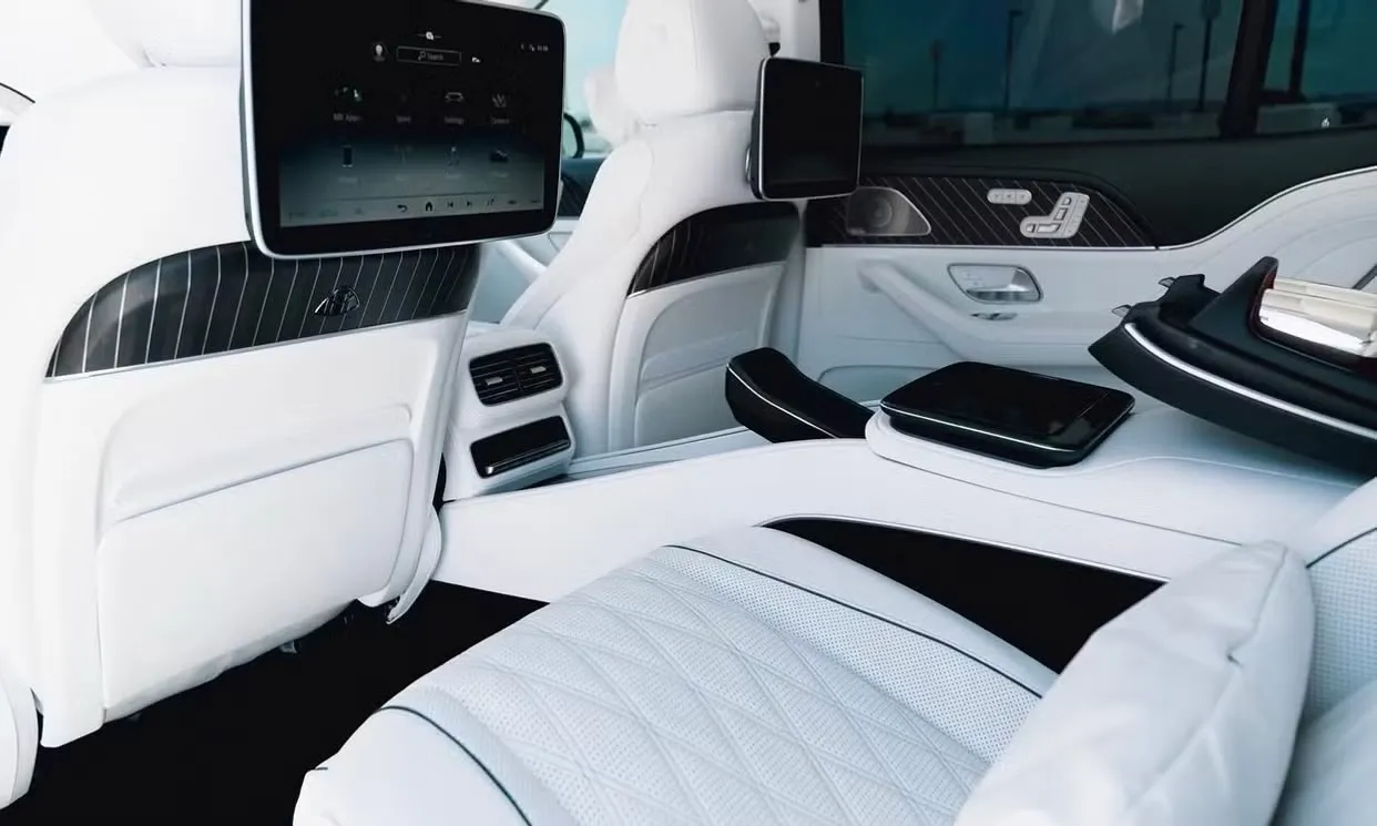 2025 Maybach GLS 600 - Mercedes Benz, photo 6 for airport transfers in Dolan Springs, AZ