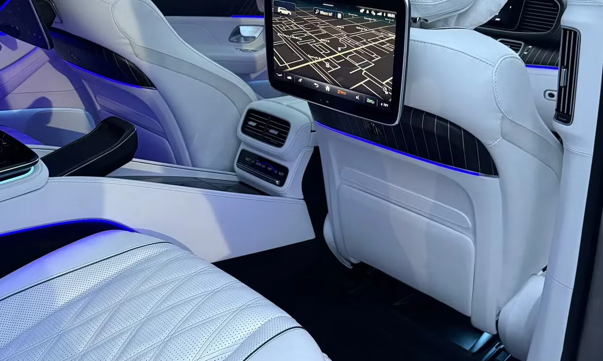 2025 Maybach GLS 600 - Mercedes-Benz, photo 8 for exotic car rental in Los Angeles, CA 2025 Maybach GLS 600 - Mercedes-Benz, photo 8 for exotic car rental in Los Angeles, CA