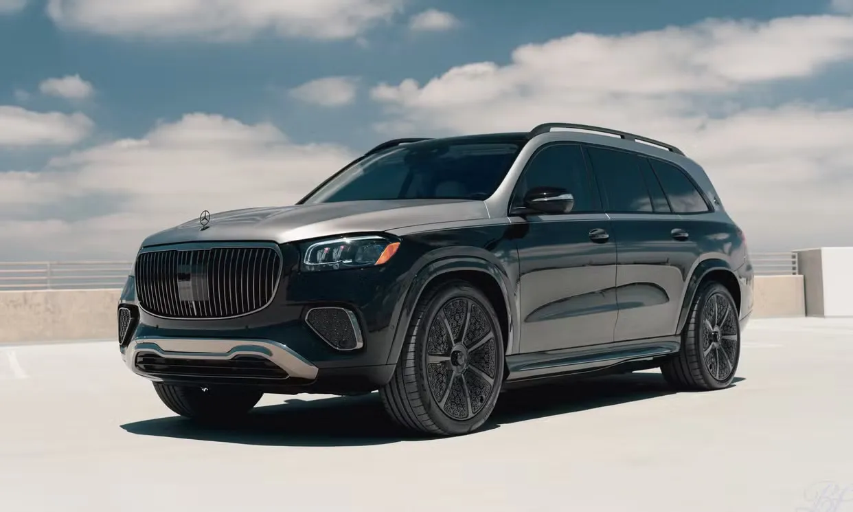 2025 Maybach GLS 600 - Mercedes Benz for airport transfers in Dolan Springs, AZ