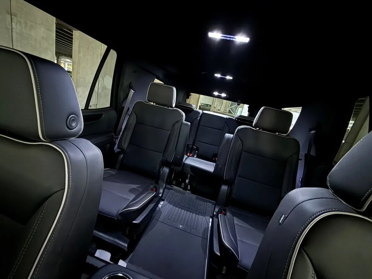 2025 GMC Denali interior with captain's chairs for mercedes V-Class rental in Norfolk County, MA 2025 GMC Denali interior with captain's chairs for mercedes V-Class rental in Norfolk County, MA
