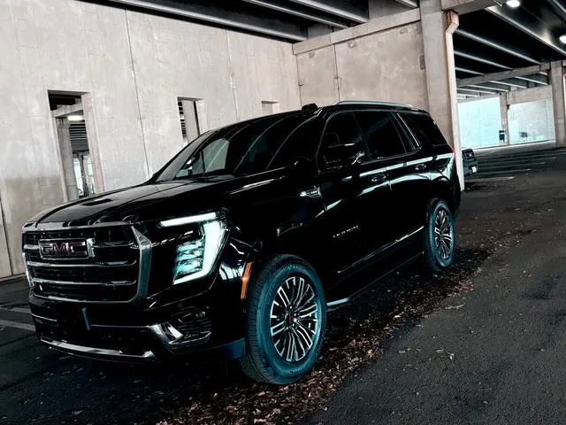 Black 2025 GMC Denali exterior for airport transfers Black 2025 GMC Denali exterior for airport transfers