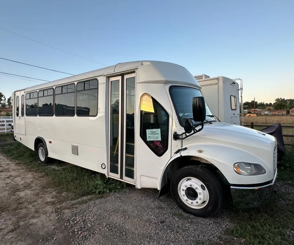 ADA Accessible Mini Coach for minibus rental in Glenwood, NM