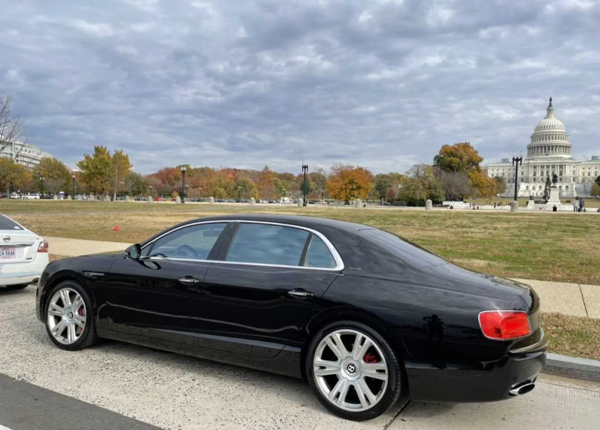Black Bentley Flying Spur