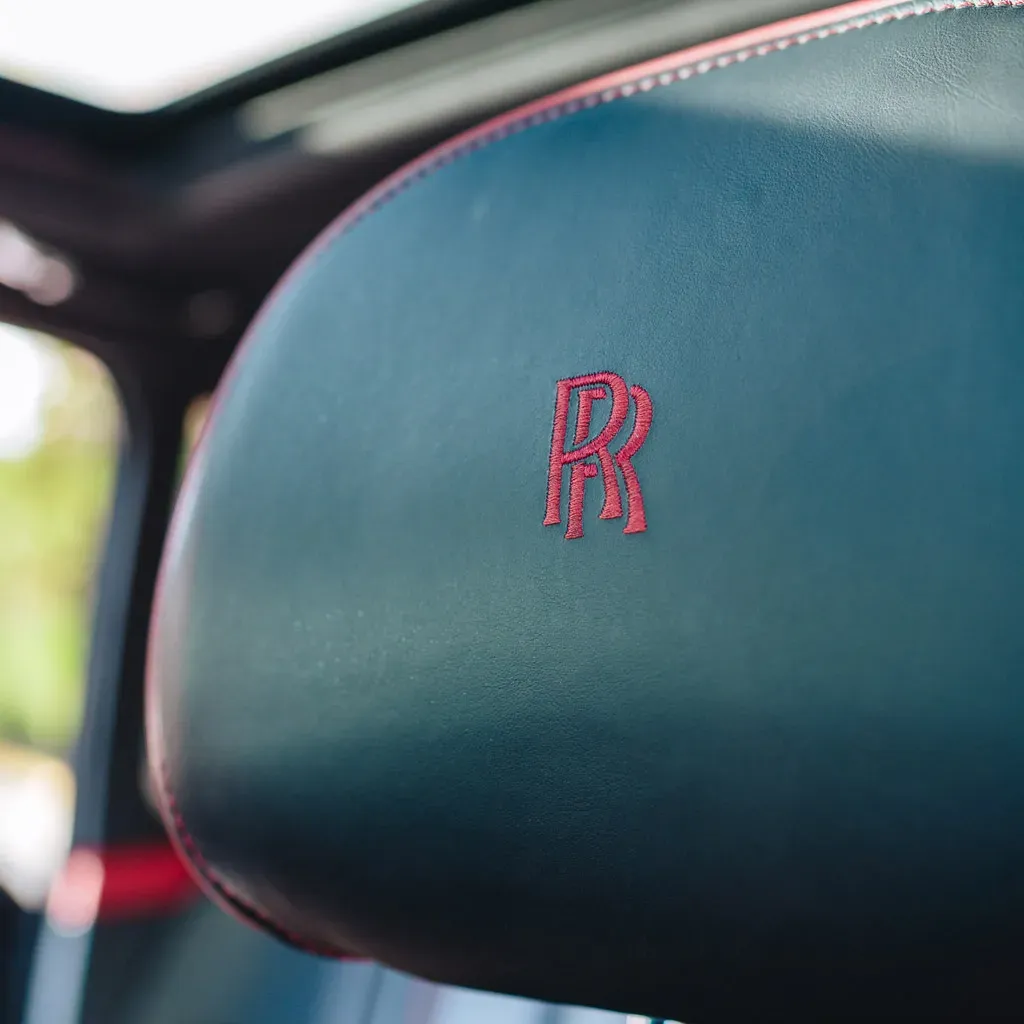 Black Badge Rolls-Royce Cullinan Diamond Xirralic, photo 6 for airport transfers Black Badge Rolls-Royce Cullinan Diamond Xirralic, photo 6 for airport transfers