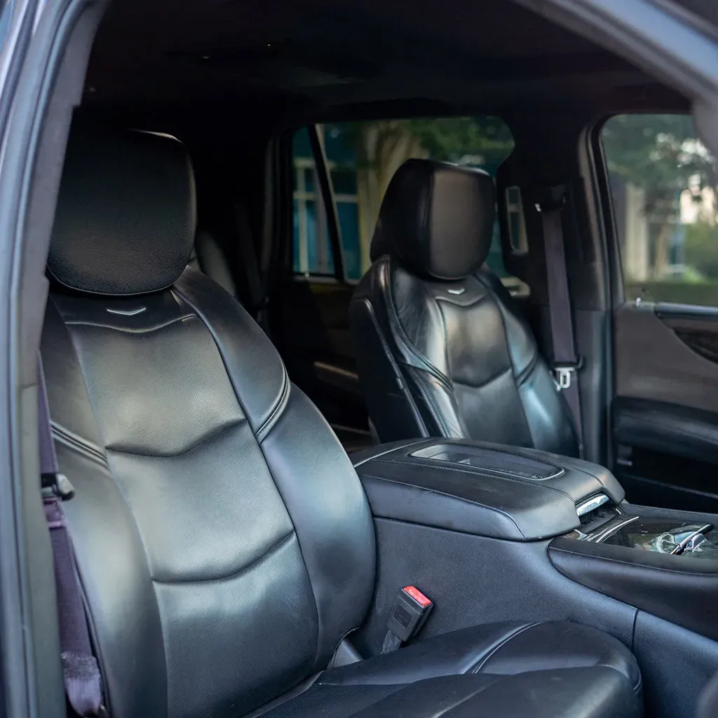 Black Cadillac Escalade Platinum, photo 8 for cadillac escalade limo in Rockville, MD Black Cadillac Escalade Platinum, photo 8 for cadillac escalade limo in Rockville, MD