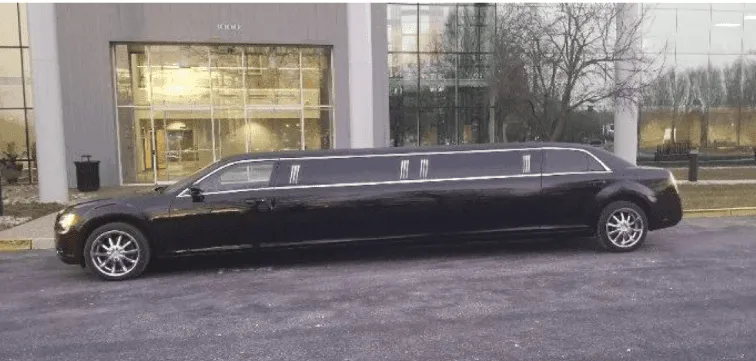 White Black Chrysler Limousine with tinted windows for limo rental White Black Chrysler Limousine with tinted windows for limo rental