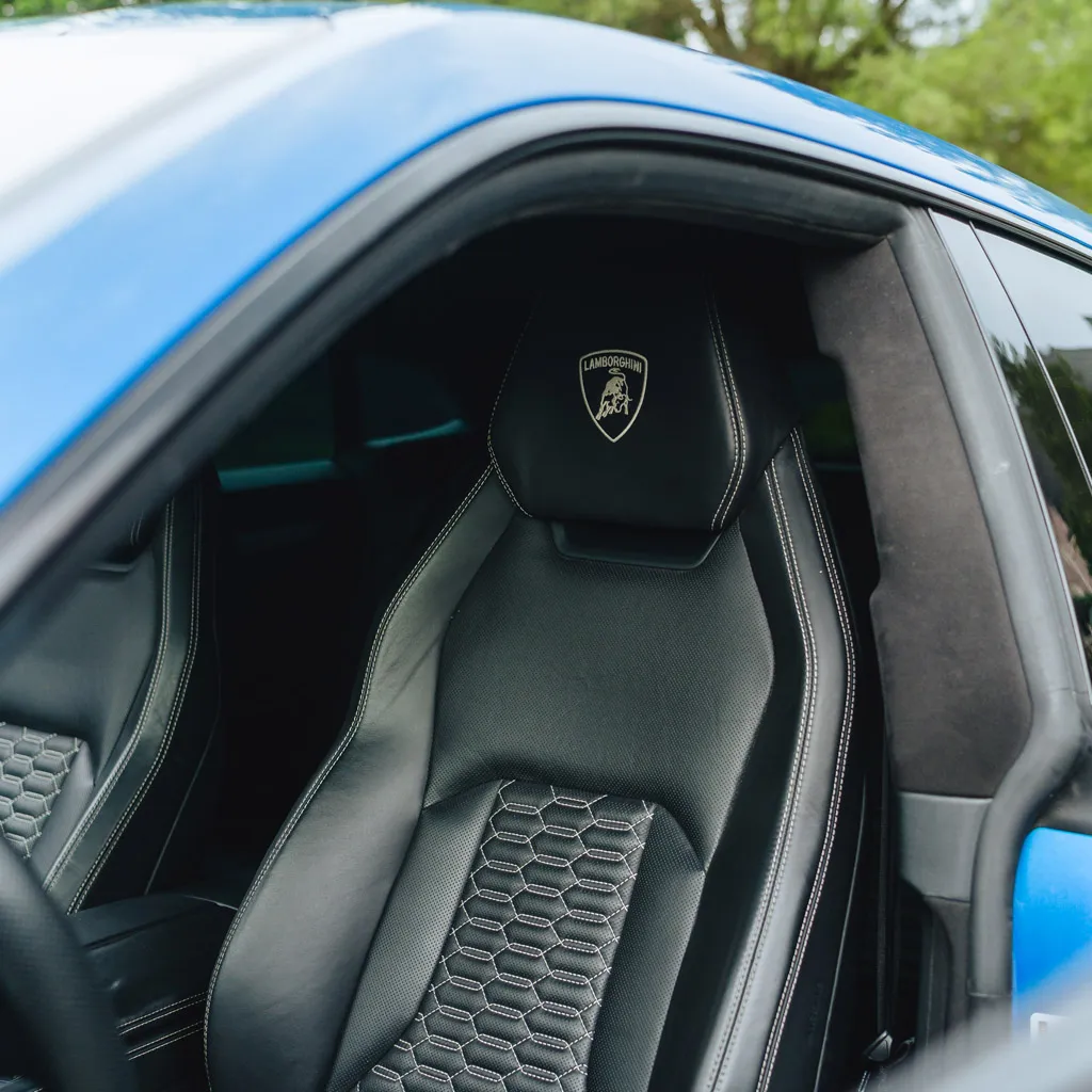 Blue Blu Eleos Lamborghini Urus, photo 8 for wedding car rental in Rockville, MD Blue Blu Eleos Lamborghini Urus, photo 8 for wedding car rental in Rockville, MD