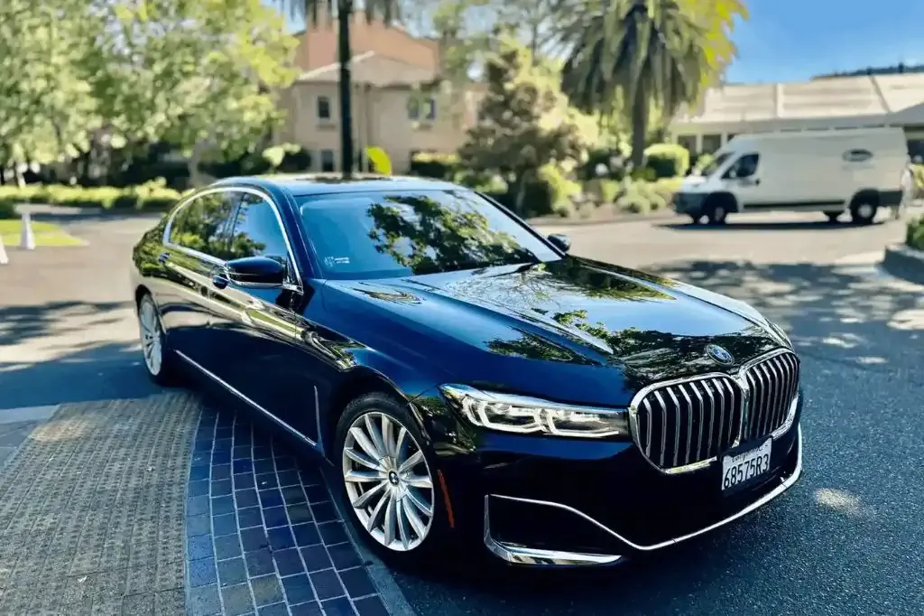 BMW 7 Series Luxury Sedan for luxury car rental in South San Francisco, CA