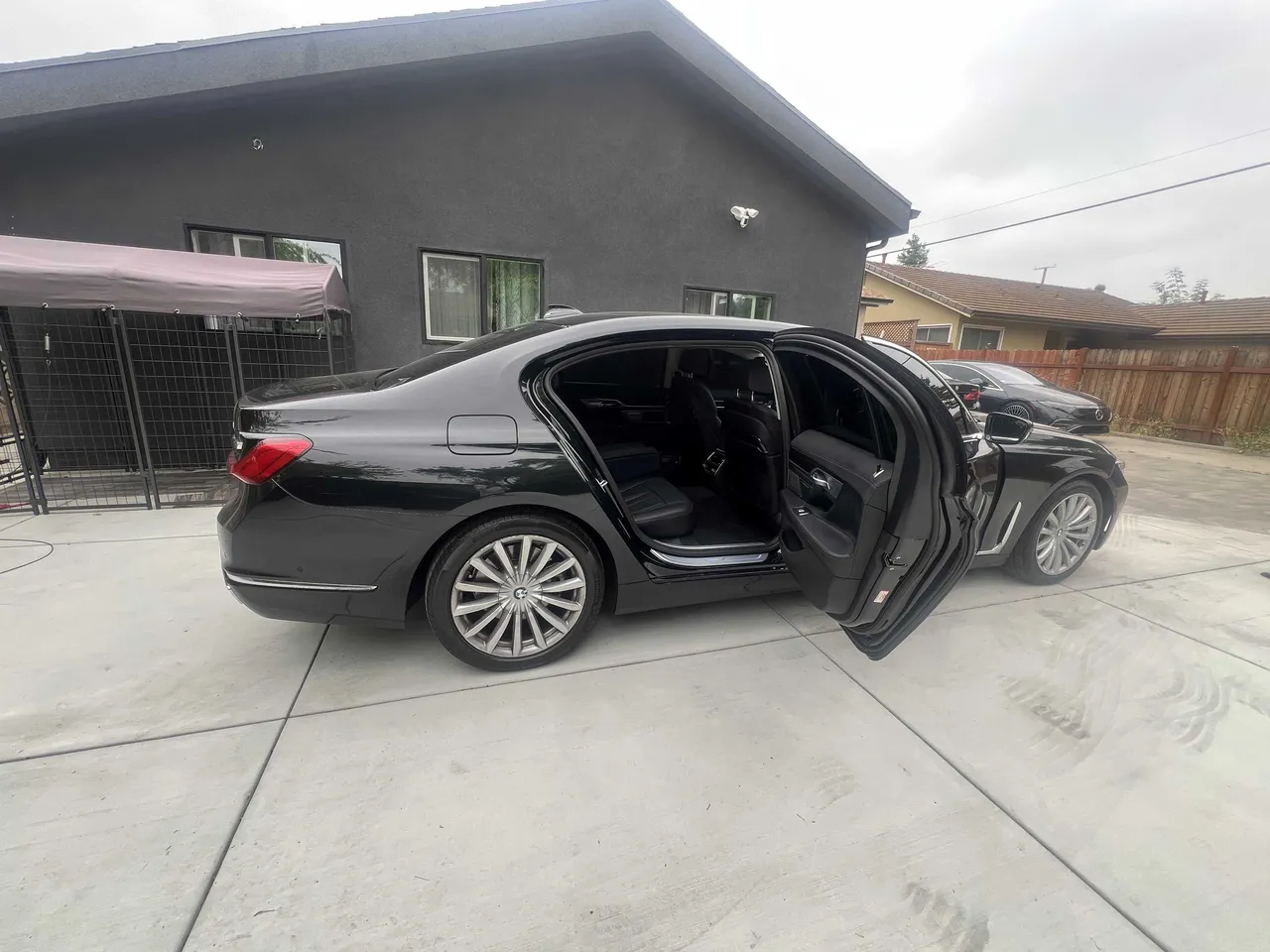 Black BMW 740i, photo 6 for luxury car rental