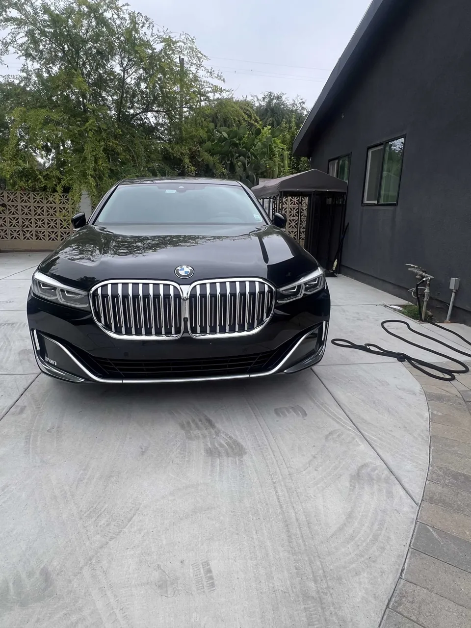 Black BMW 740i, photo 5 for sedan rental in Petrified Forest Natl Pk, AZ