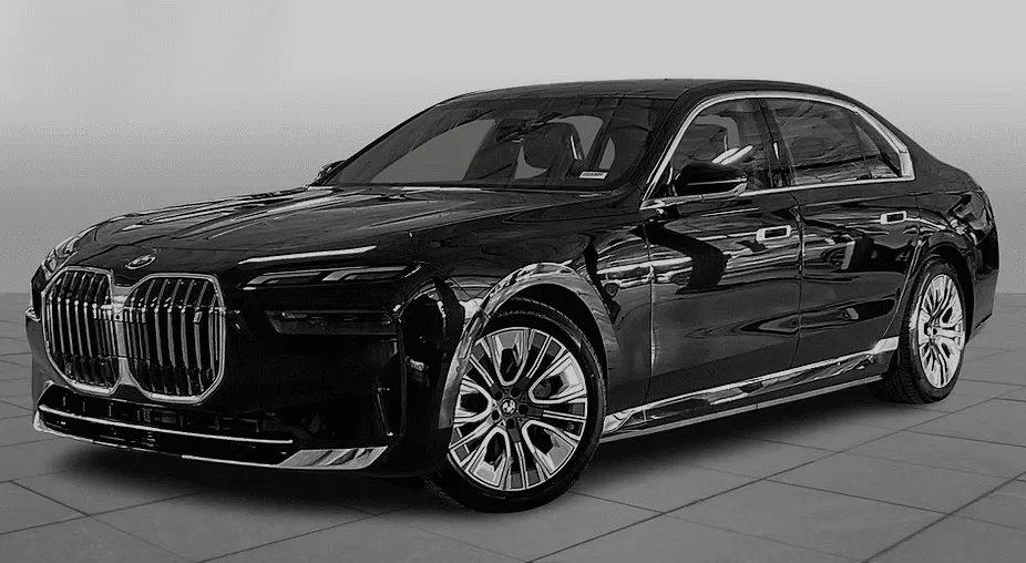 Black BMW i7 for sedan rental in Section, AL