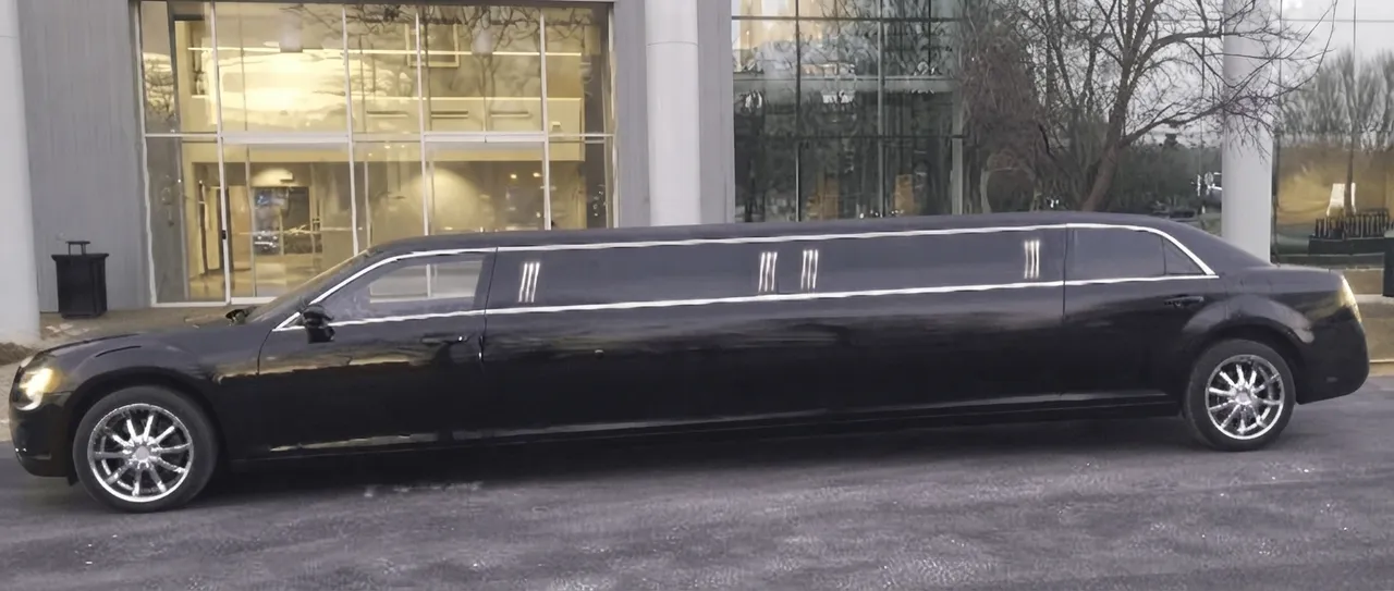 Black C300 Limousine, photo 2 for limo rental Black C300 Limousine, photo 2 for limo rental
