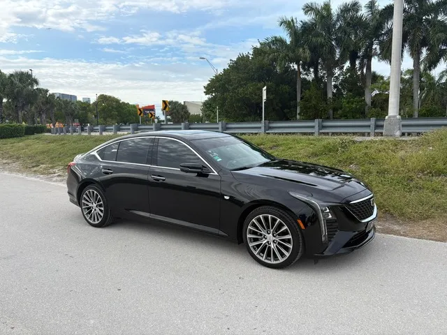 Cadillac CT5 Sedan