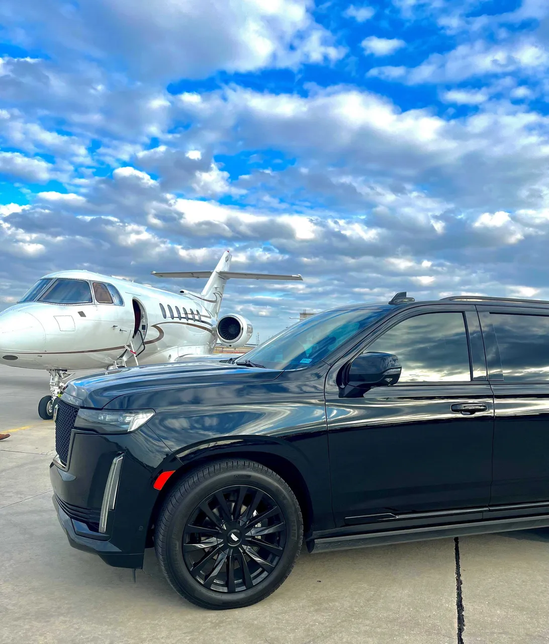 Black Cadillac Escalade, photo 2 for airport transfers in Tom Green County, TX