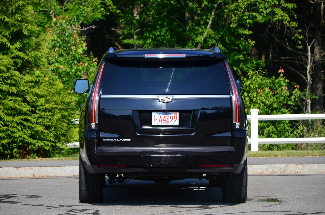 Black Cadillac Escalade exterior, photo 4 for airport transfers Black Cadillac Escalade exterior, photo 4 for airport transfers