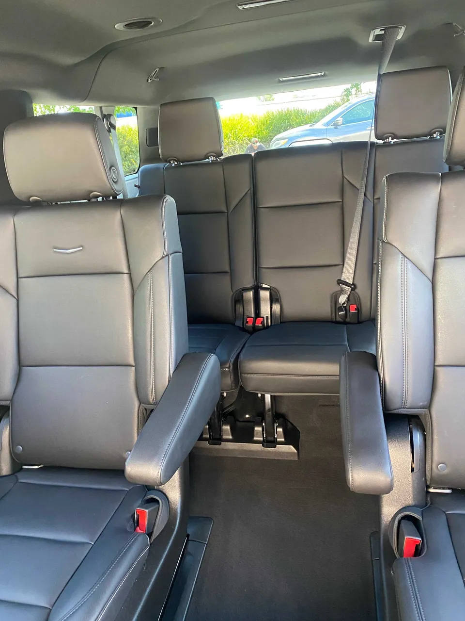 Black Cadillac Escalade, photo 3 for airport transfers in Tuolumne County, CA