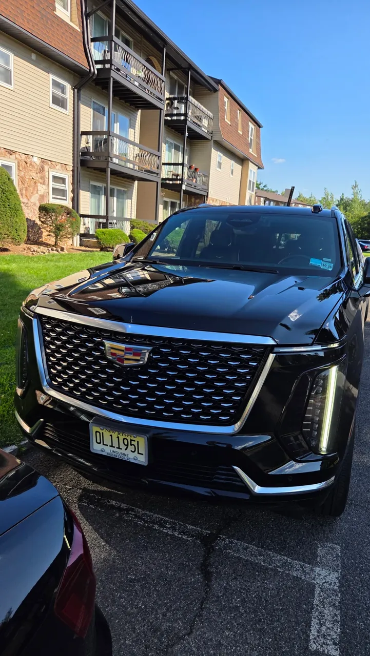 Black Cadillac Escalade, photo 5 for airport transfers