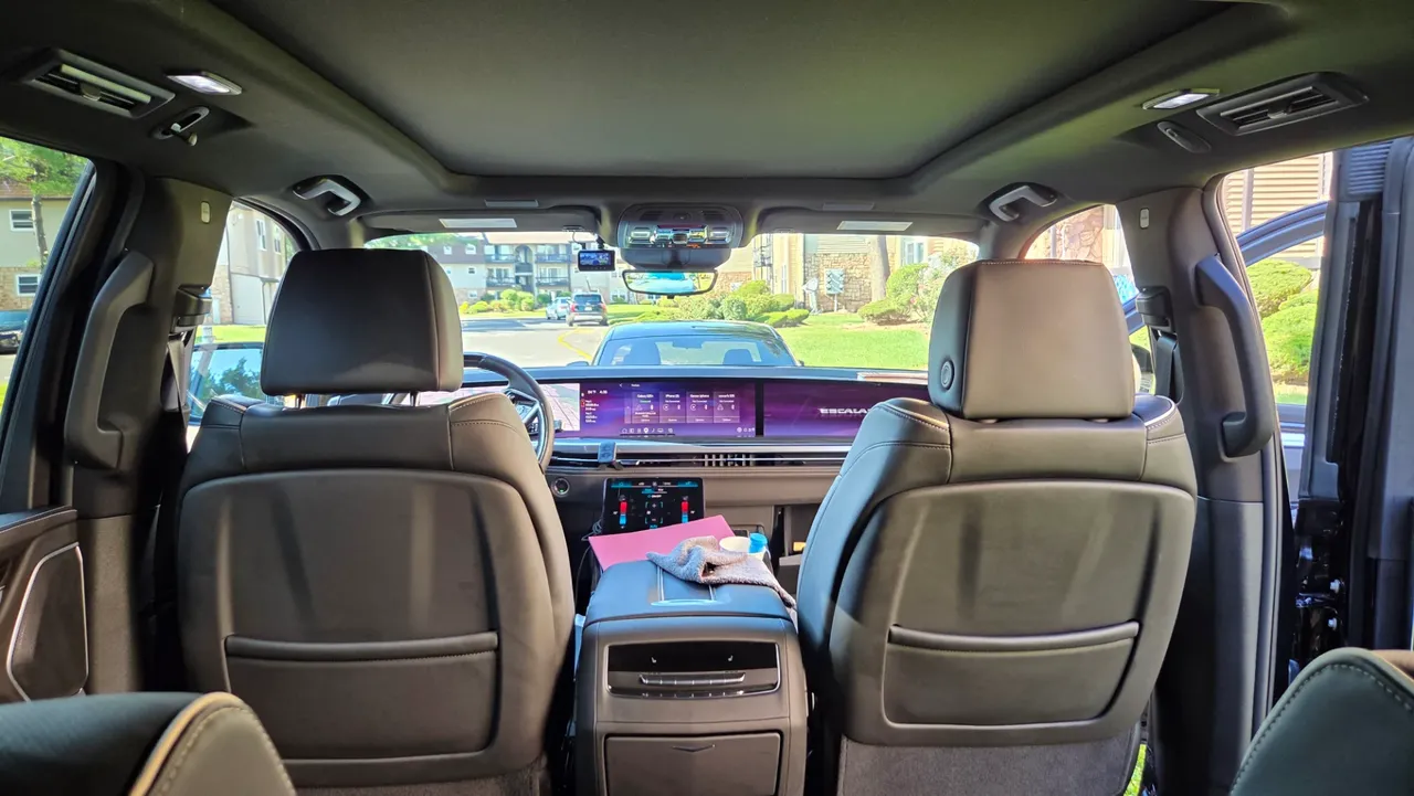 Black Cadillac Escalade, photo 4 for airport transfers