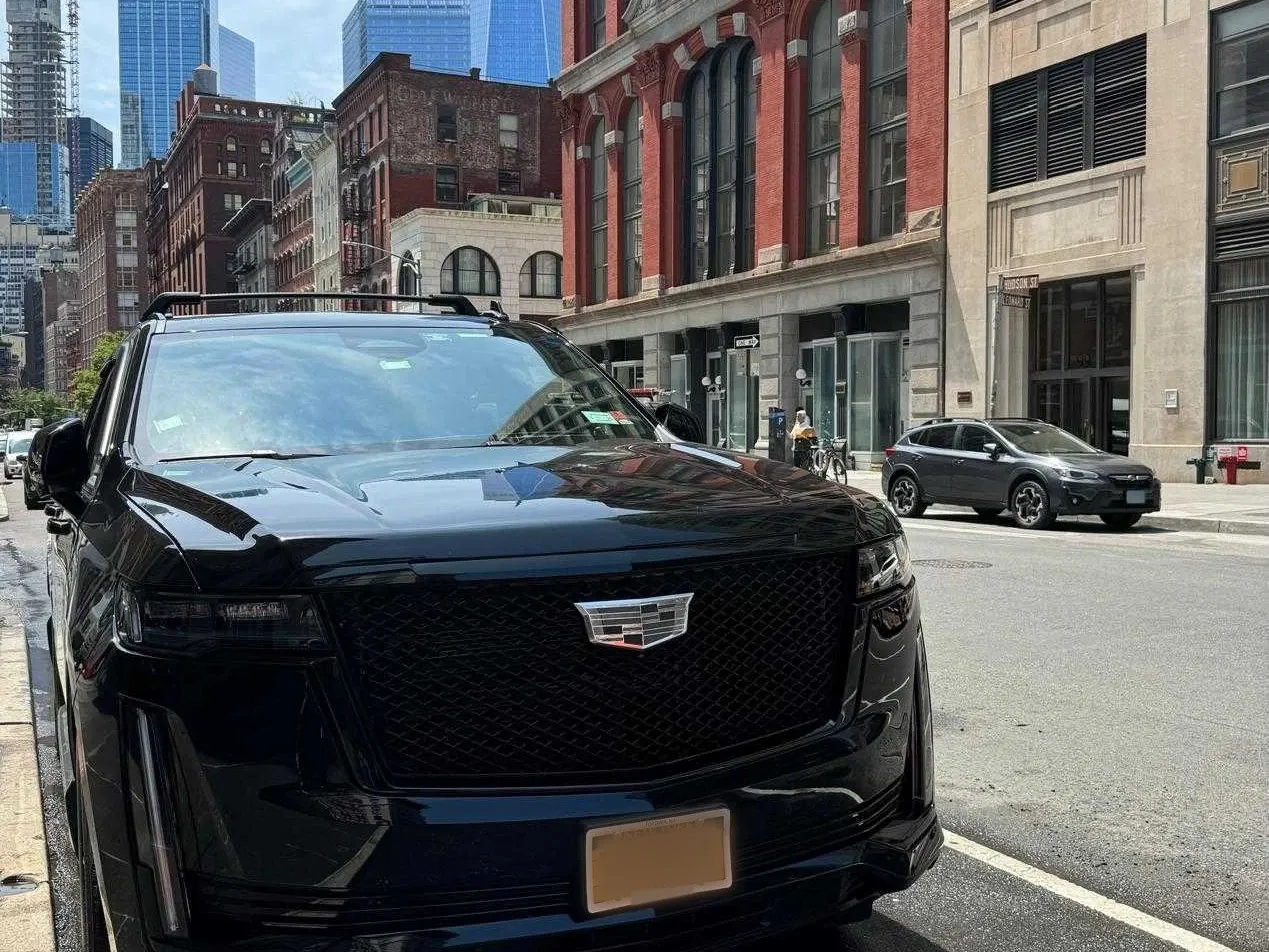 Black Cadillac Escalade for airport transfers