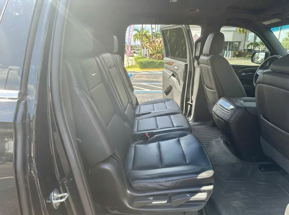 Black Cadillac Escalade, photo 2 for airport transfers