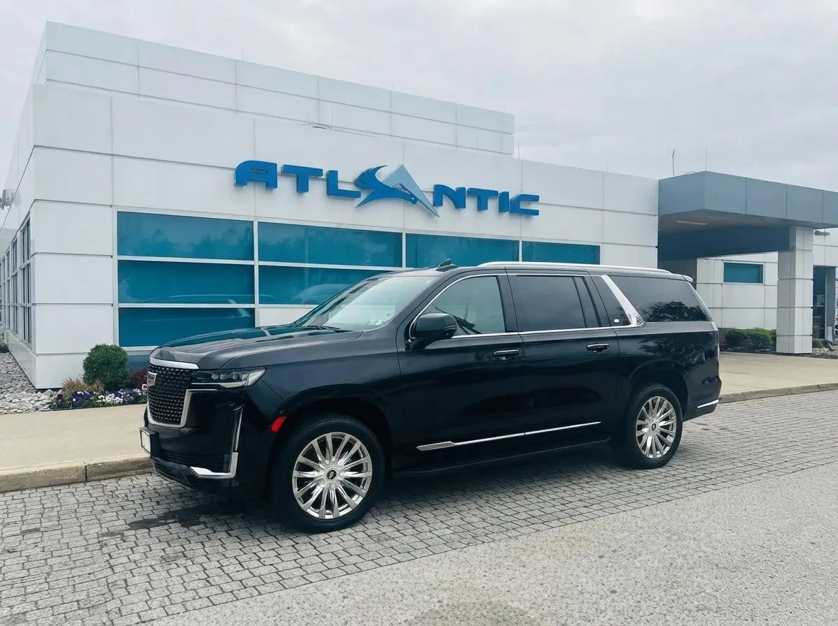 Black Cadillac Escalade, photo 3 for airport transfers Black Cadillac Escalade, photo 3 for airport transfers