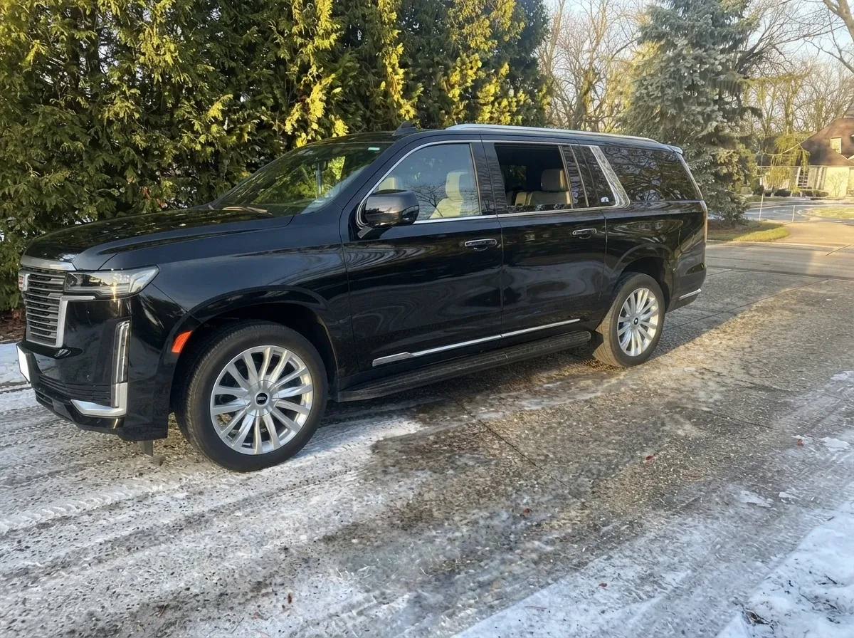 Black Cadillac Escalade, photo 2 for airport transfers Black Cadillac Escalade, photo 2 for airport transfers