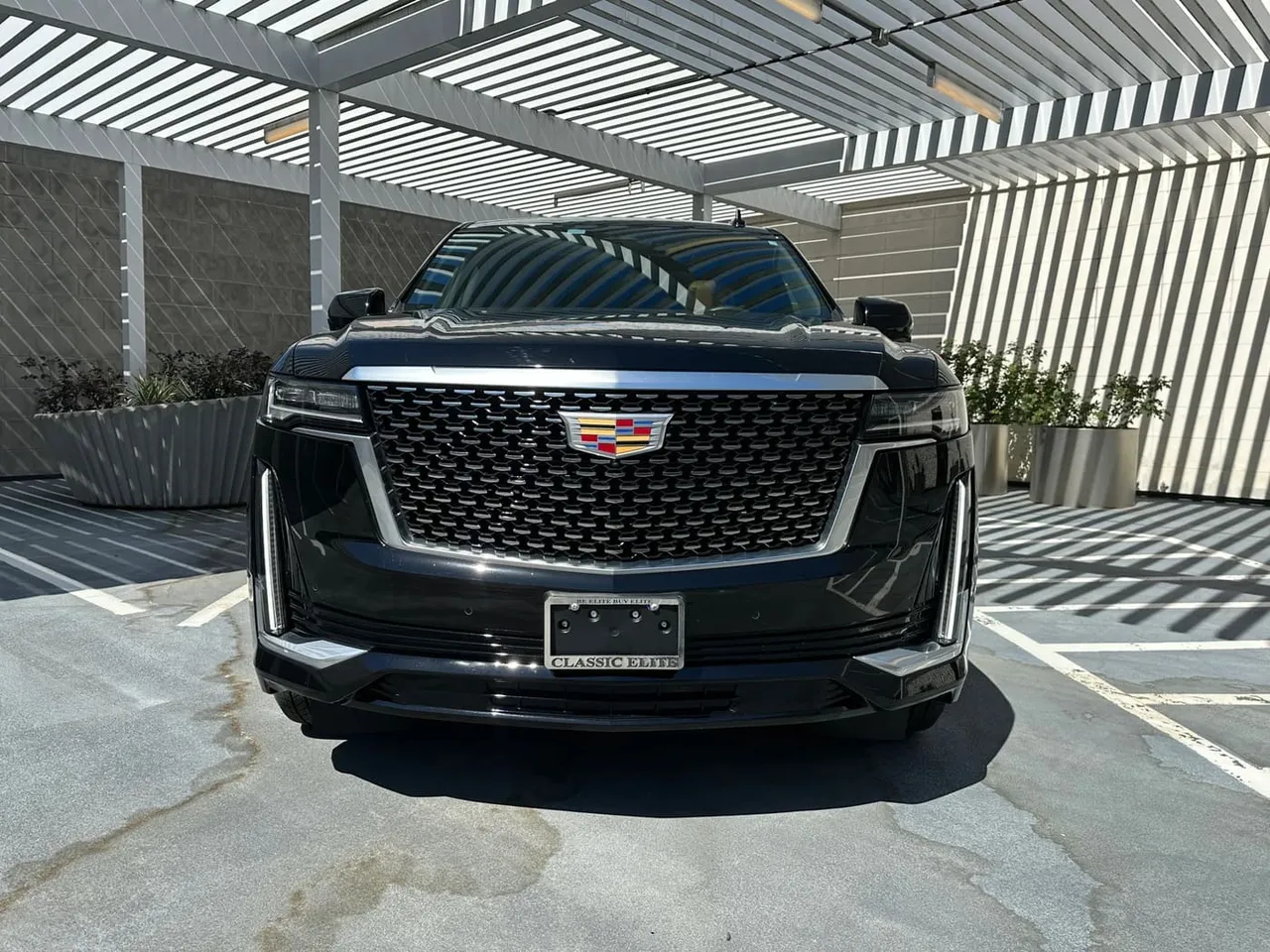 Black Cadillac Escalade, photo 3 for airport transfers Black Cadillac Escalade, photo 3 for airport transfers
