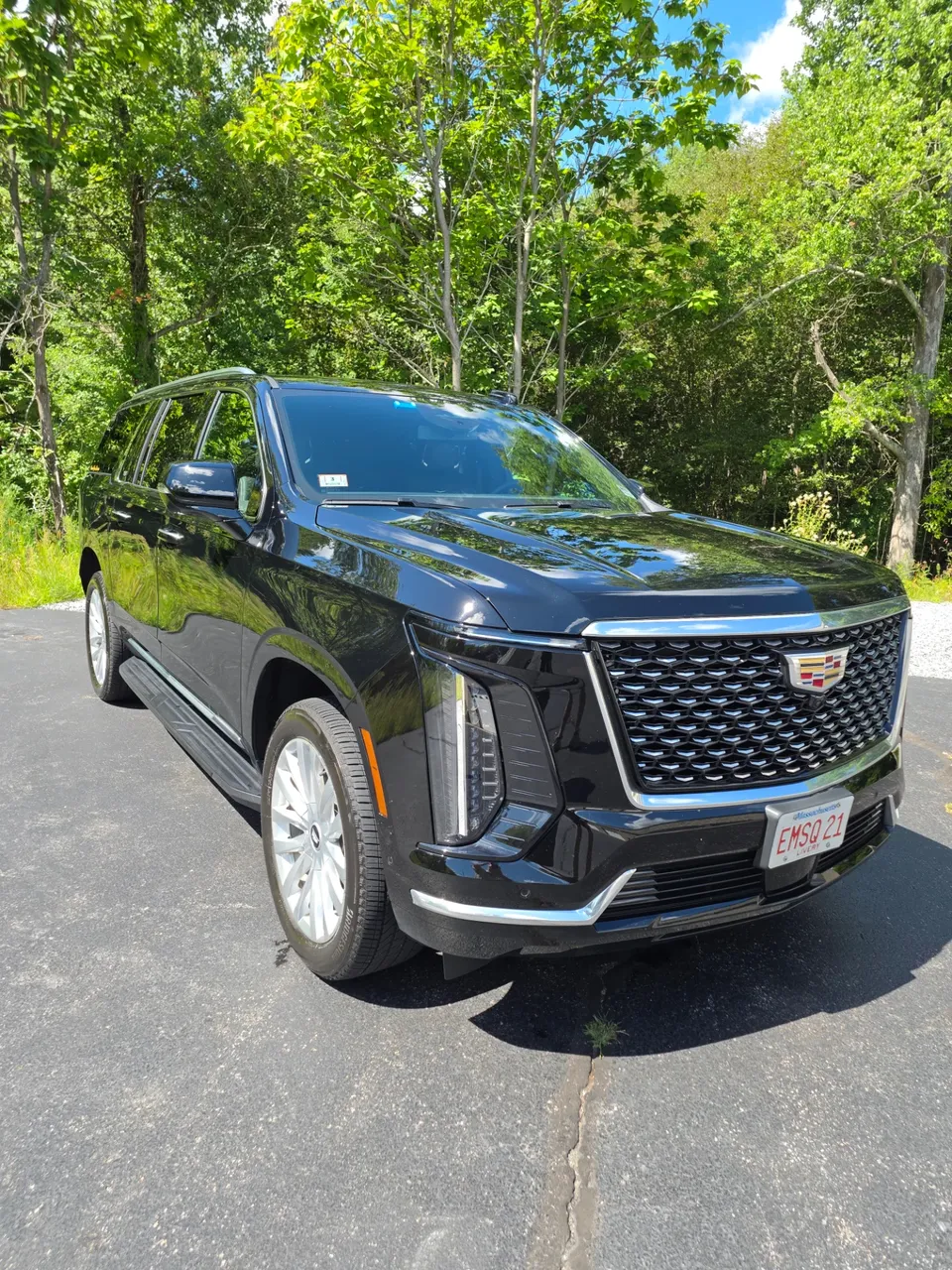 Black 6 Passenger Cadillac Escalade ESV, photo 10 for black car service in East Freetown, MA Black 6 Passenger Cadillac Escalade ESV, photo 10 for black car service in East Freetown, MA