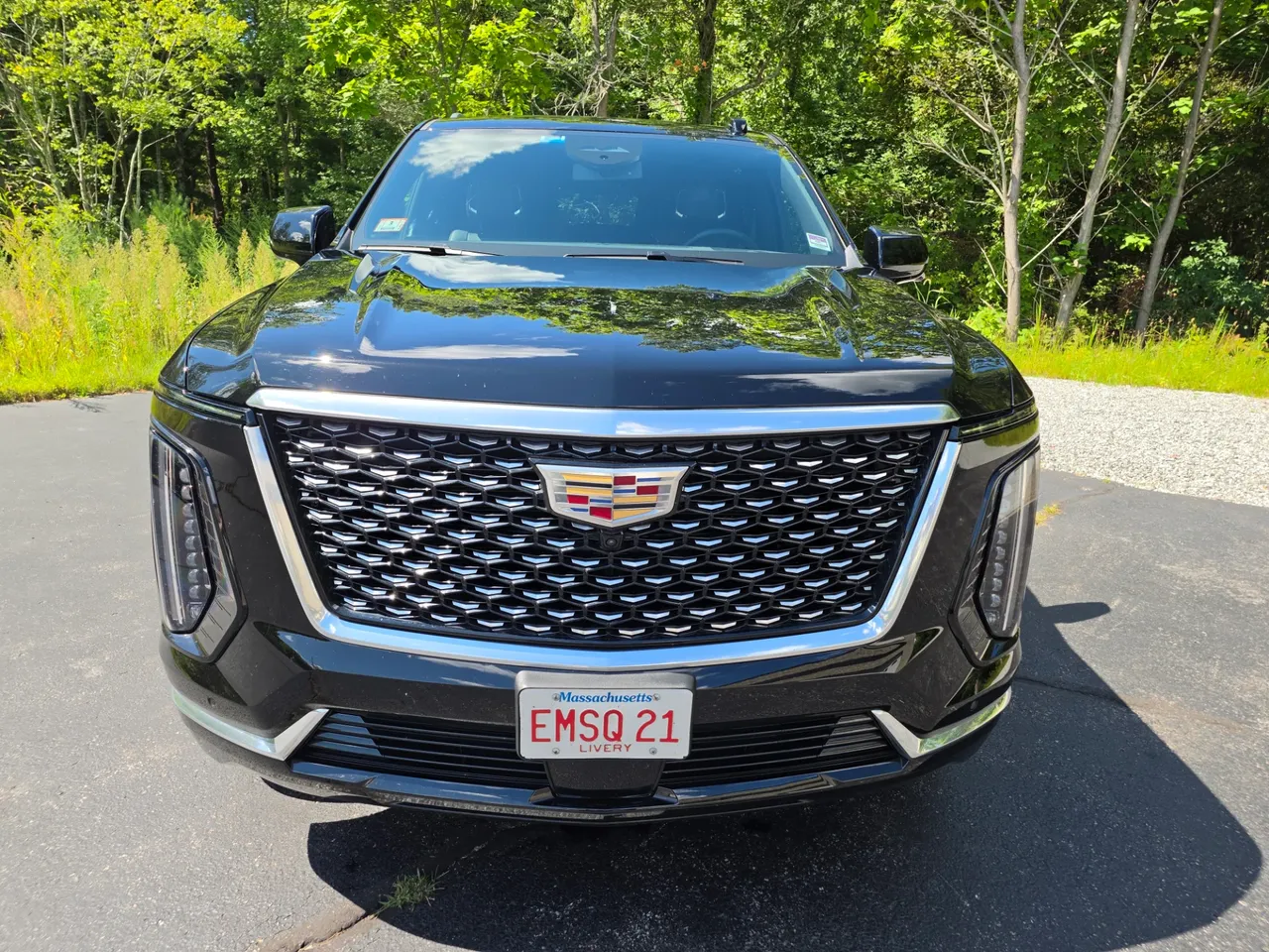 Black 6 Passenger Cadillac Escalade ESV for airport transfers