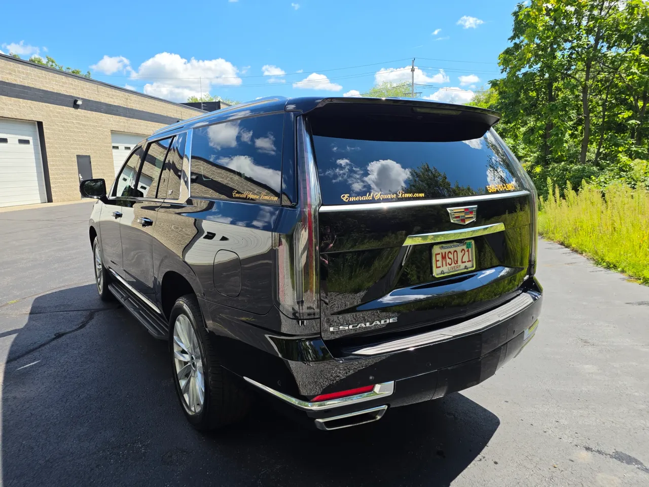 Black 6 Passenger Cadillac Escalade ESV, photo 3 for airport transfers